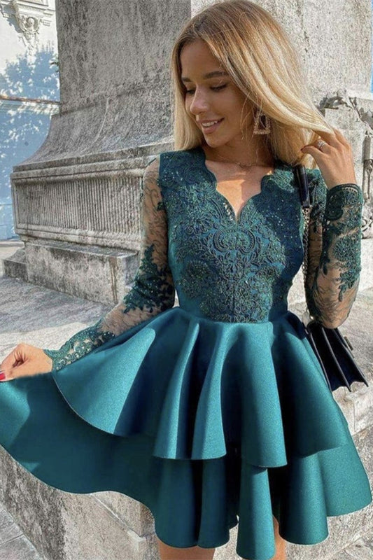 Short Prom Long Sleeves Dress With Appliques