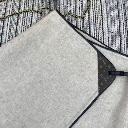 LV 25FW Double-Faced Wool Short Skirt Lambskin Edge Light Gray 311681