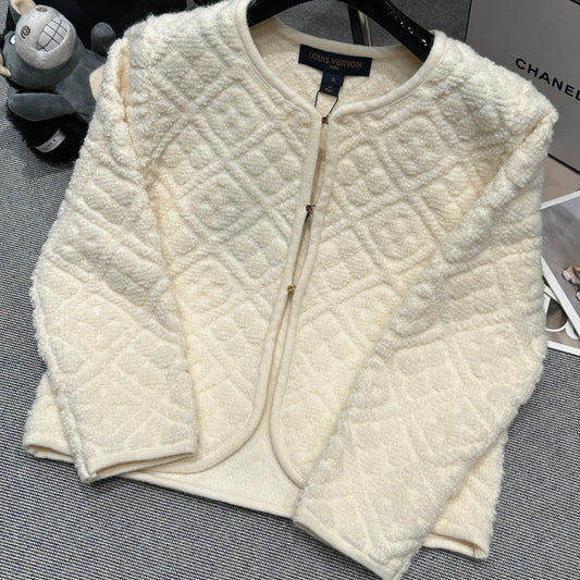LV 26 Wool Knit Cardigan 800130