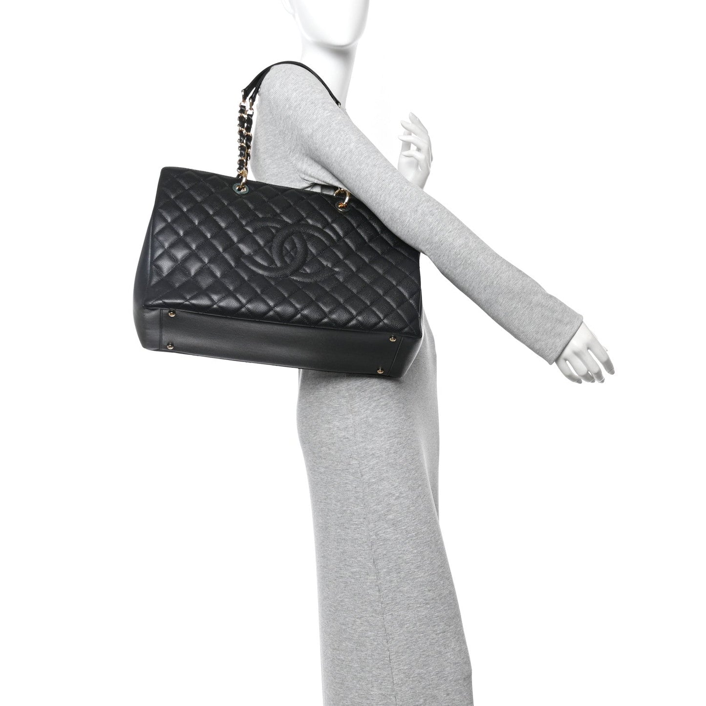 Caviar Quilted XL Grand Shopping Tote GST Black