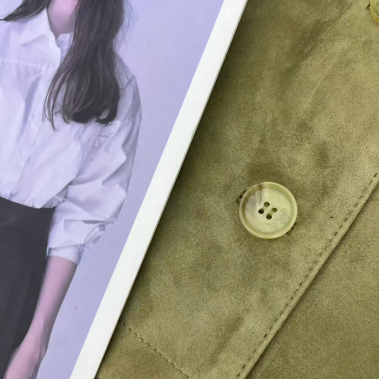 GG 25FW Metal Chain Hem Lapel Jacket Olive Green Suede Lambskin
