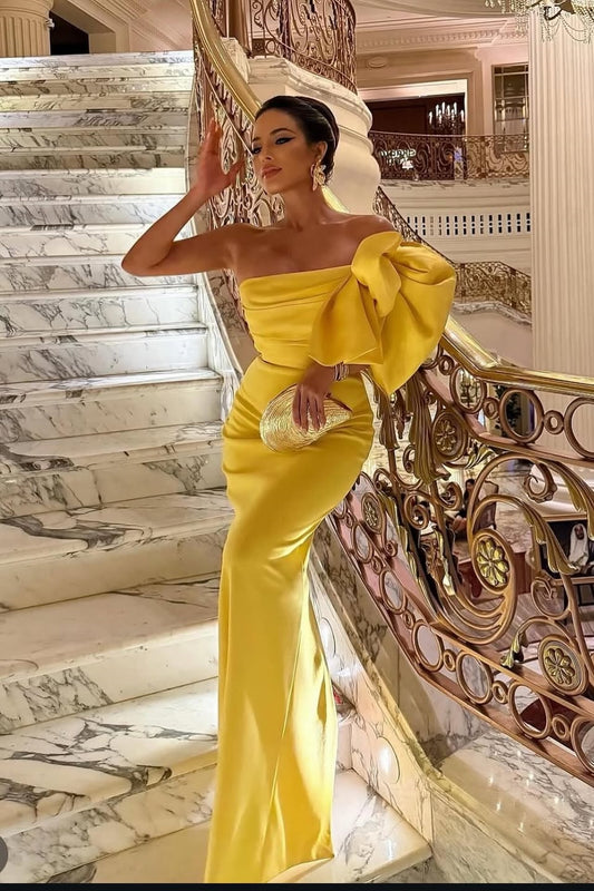 Sleeveless Strapless Mermaid Prom Dress With Bow