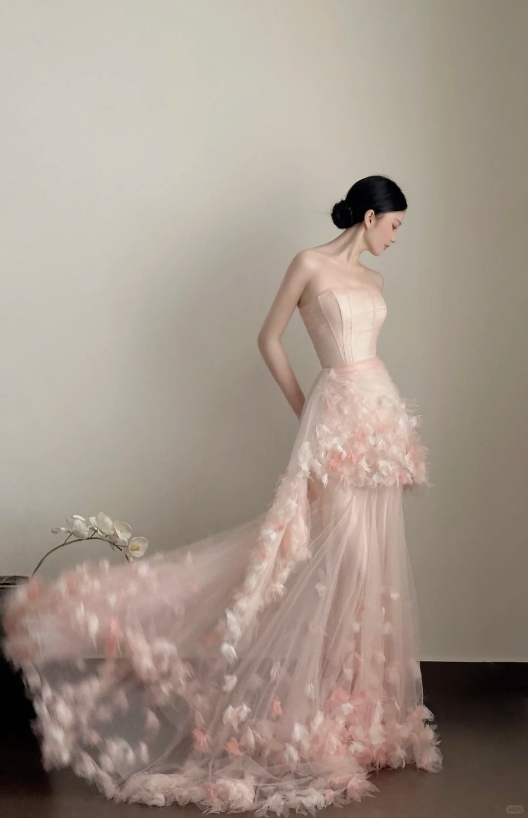 Sweet Pale Pink Mermaid Tail Three-dimensional Petal Long Prom Dress Evening Dress Wedding Dress P4016