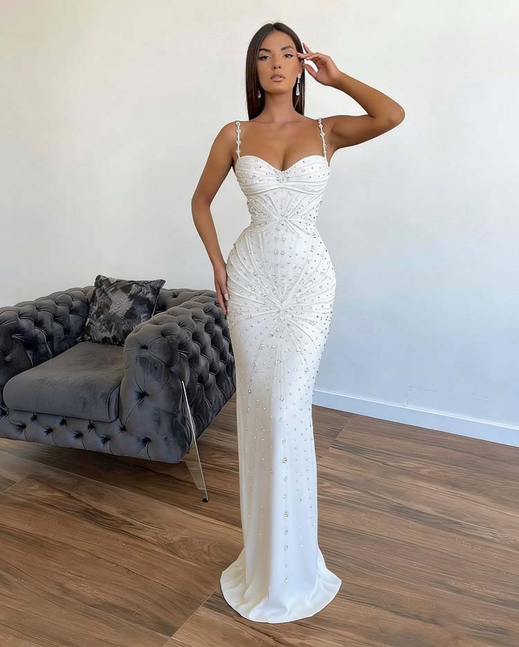 Chic Sleeveless Mermaid Beading Spaghetti Strap Black Prom Dress