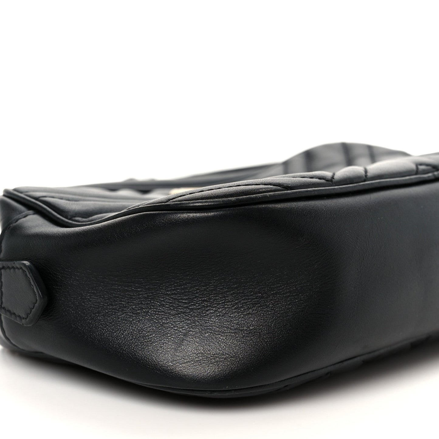 Calfskin Matelasse Small GG Marmont Chain Shoulder Bag Black