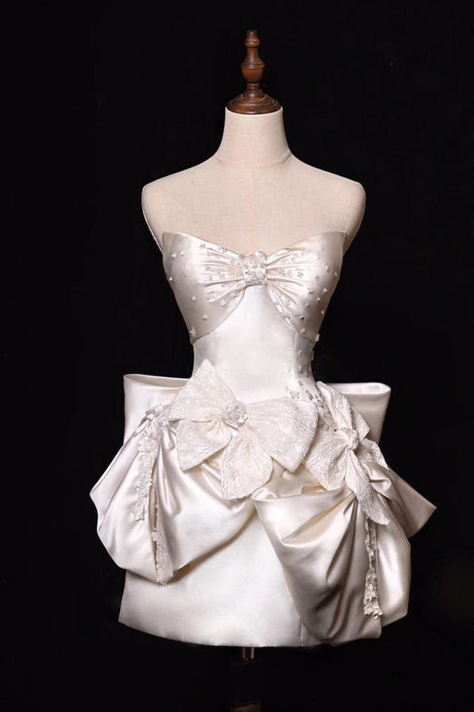 Bow Ivory A Line Sweetheart Neck Lace Satin Mini Homecoming Dress Cocktail Dress SH3314