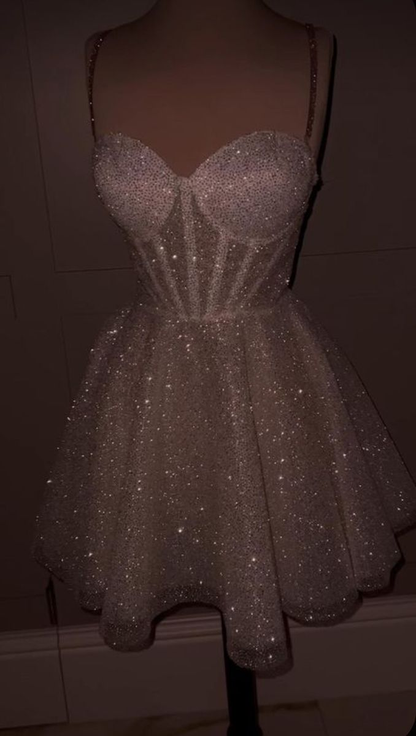 Sparkly White Sweetheart Neck Short Graduation Homecoming Dress Mini Cocktail Dress 18th Birthday Dress S930