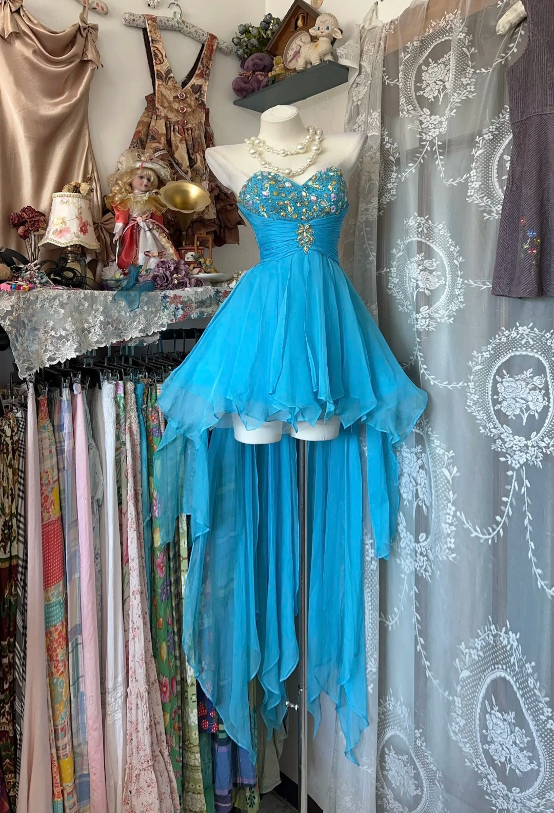 Charming Homecoming Dress Sweetheart Hi-Lo Rinestone Pleated Prom Dress Back to School Outfits Party Dress  D6190