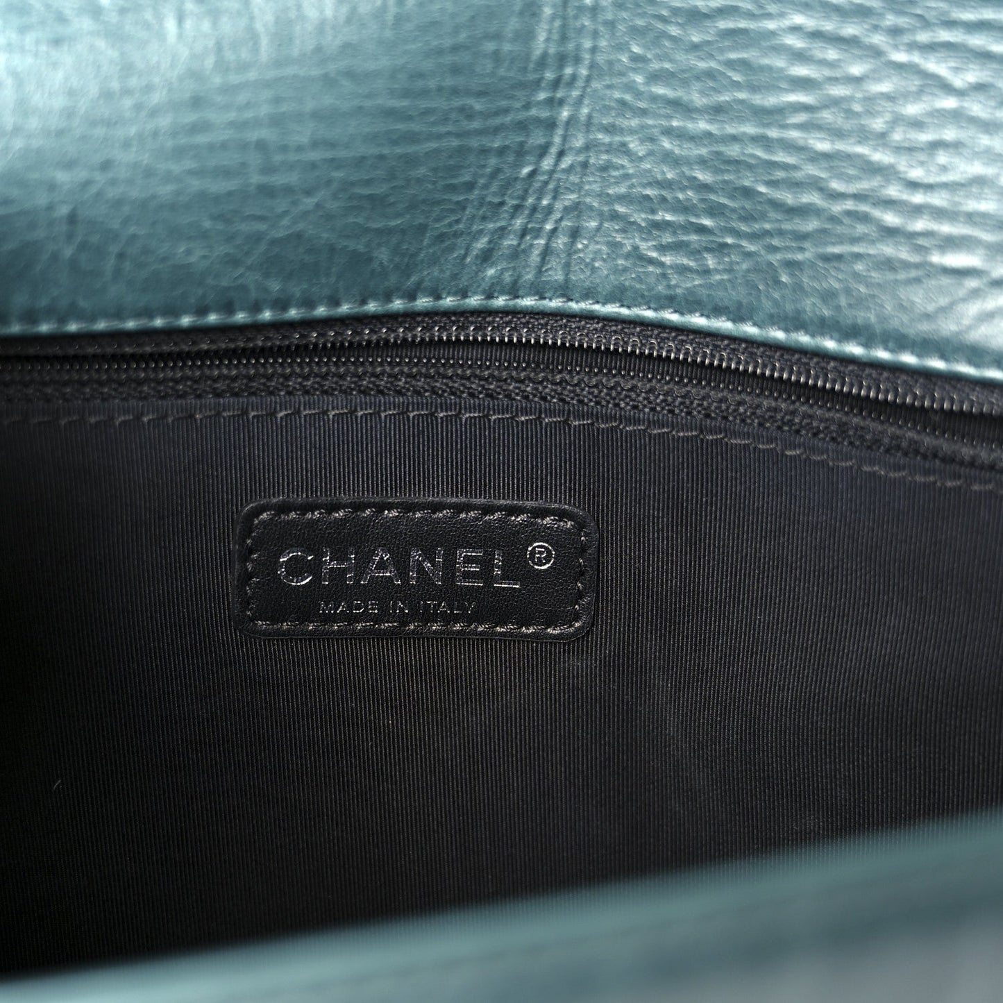 Calfskin Quilted Double Stitch Large Boy Flap Green