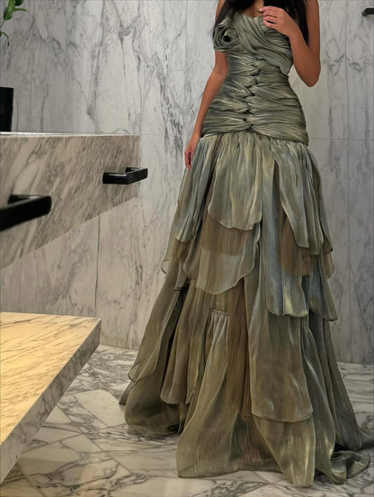 Luxurious Sleeveless A Line Layered Pleated Couture Prom Dress