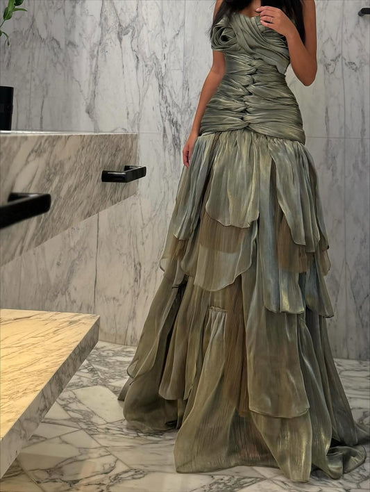 Luxurious Sleeveless A Line Layered Pleated Couture Prom Dress