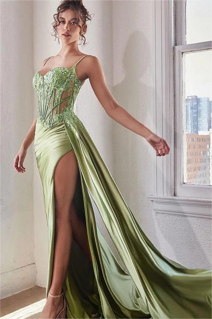 Charming Sweetheart Sleeveless Spaghetti Strap Pleated Long Prom Dress with Split