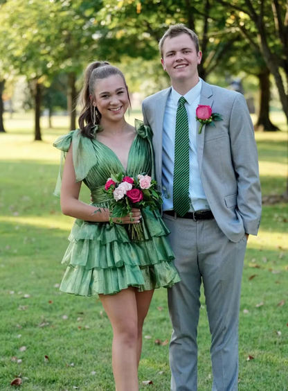 Low V-Neck Straps Backless Tulle A-Line Tiered Homecoming Dress