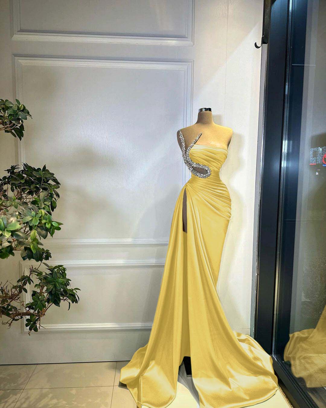 Green Strapless Pleated Long Beaded High Split Prom Dress