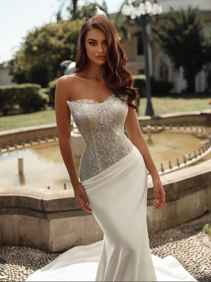 White Sleeveless Strapless Square Appliques Long Prom Dress