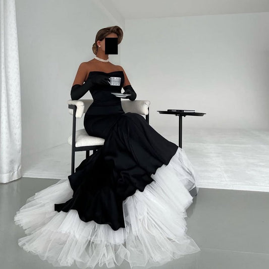 Luxurious Black Satin Sleeveless Strapless Mermaid Prom Dress with Gloves