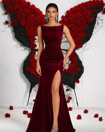 Elegant Red Sleeveless Strapless Mermaid Velvet Mermaid Prom Dress