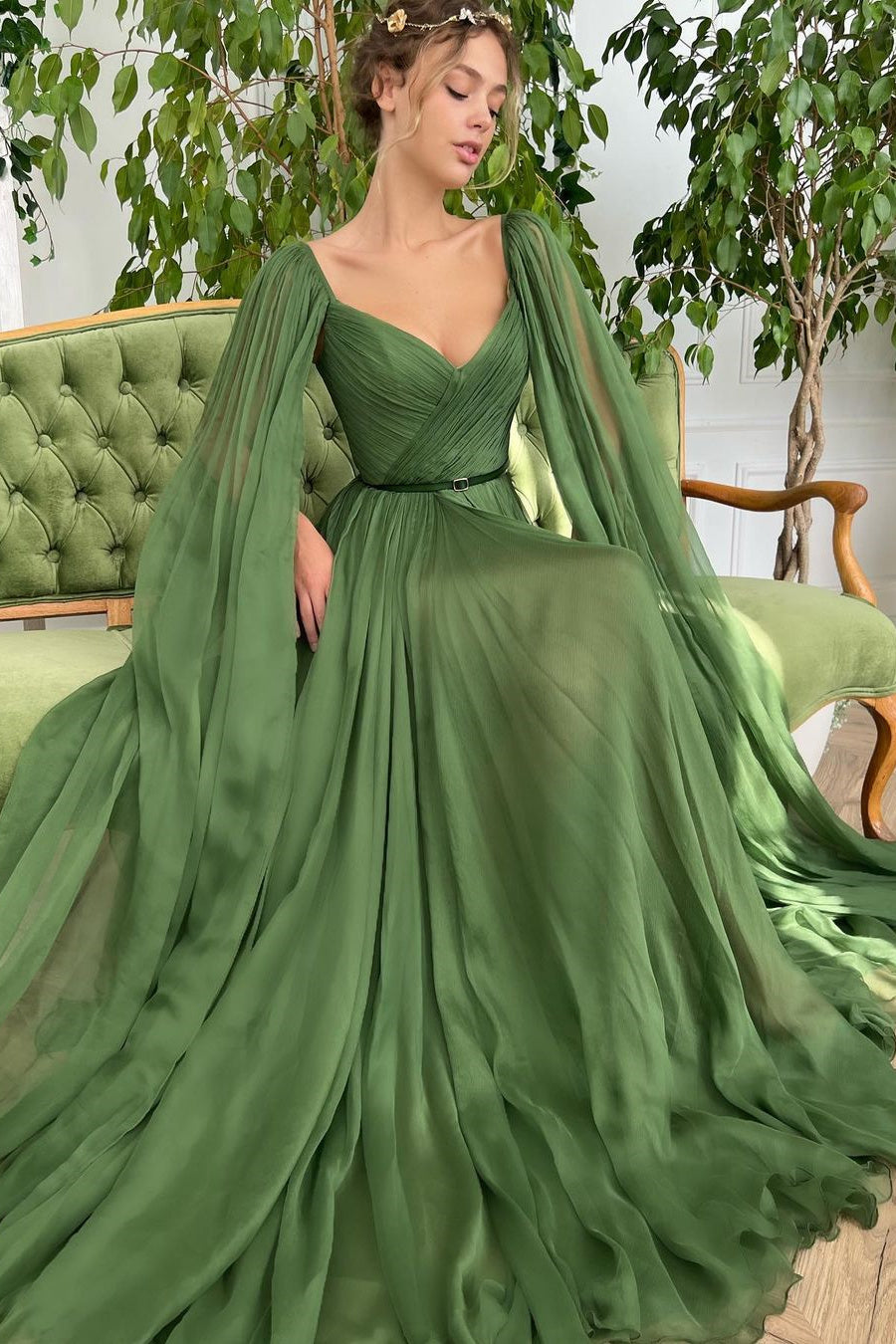 Elegant Green Long Puffy Sleeves Formal Prom Dress Sweetheart Tulle With Split