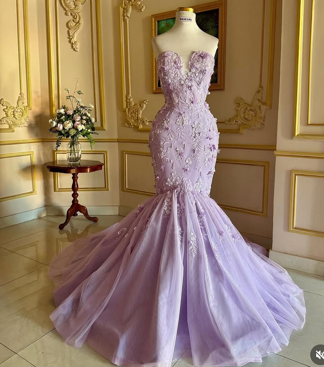 Sleeveless Mermaid Deep V-Neck Strapless Embroidery Prom Dress With Beads