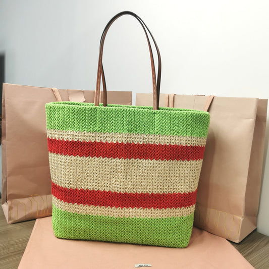 TOTE BAG 40 IN STRIPED PATTERN OF LIGHT GREEN RED AND CREAM WHITE WOVEN RAFFIA