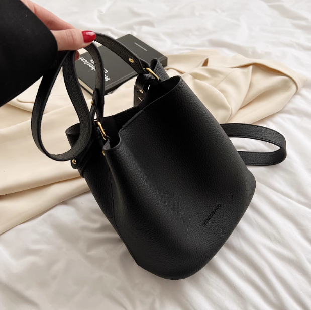 Simple soft leather commuter bucket bag ED0198
