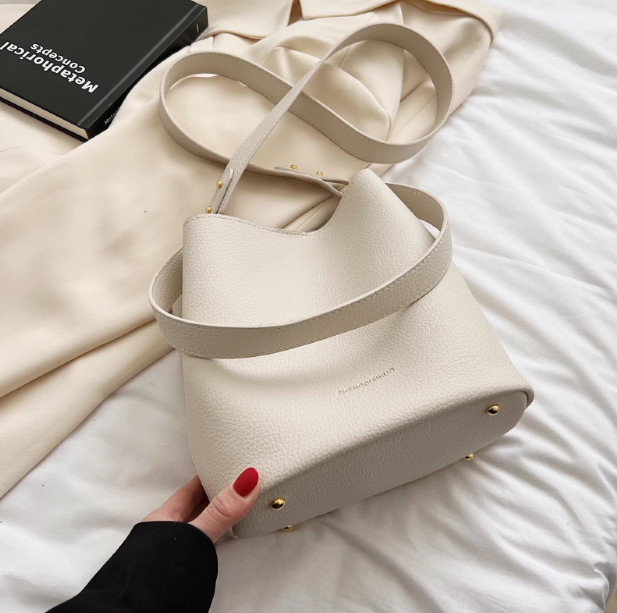 Simple soft leather commuter bucket bag ED0198