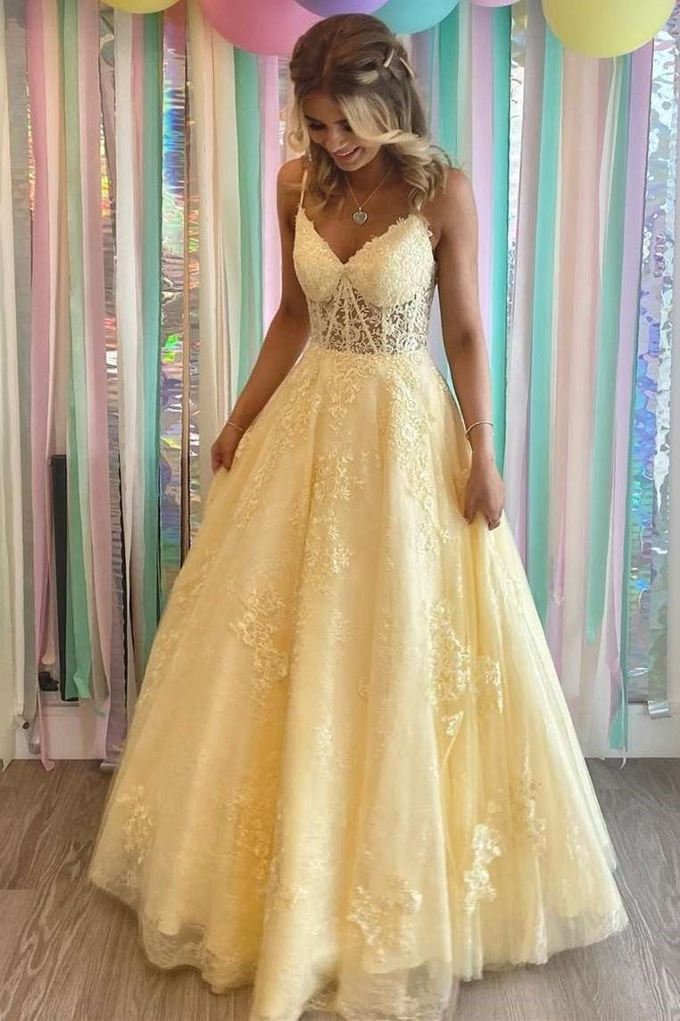 Spaghetti Straps Sweetheart Appliques  Evening Dress With Tulle