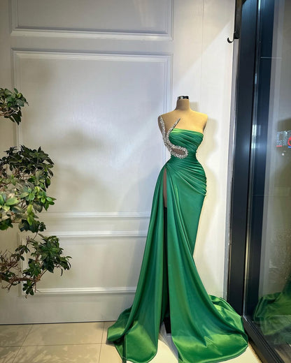 Mermaid Green Sleeveless Strapless Beads Prom Dress