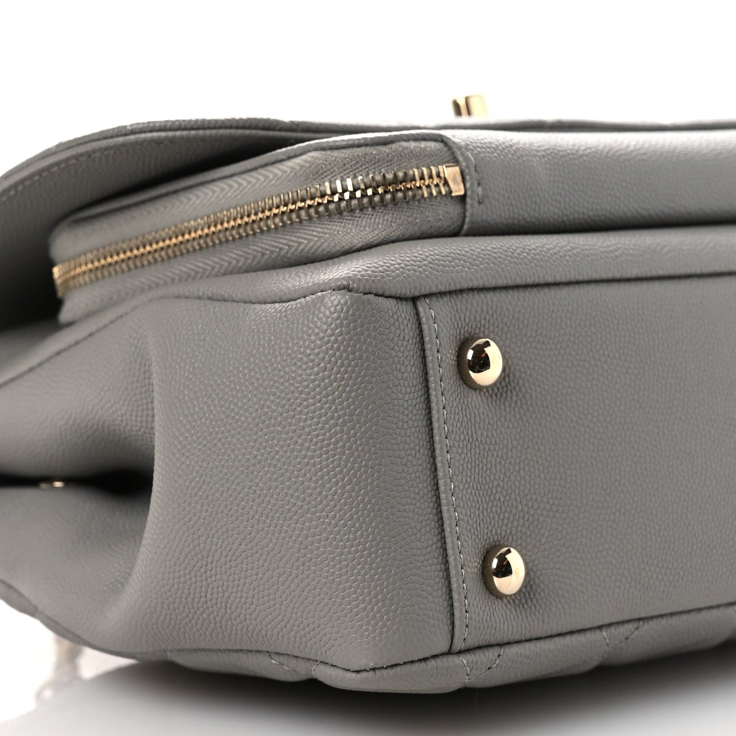 Caviar Quilted Medium Business Affinity Flap Grey