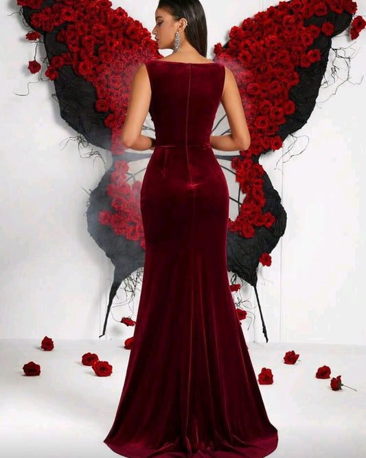 Elegant Red Sleeveless Strapless Mermaid Velvet Mermaid Prom Dress