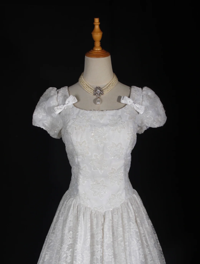 Pretty White Satin Beaded Floral Lace Ball Gown Formal Long Wedding Dress D2284