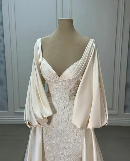 Luxury Wedding Dresses, Ivory Satin Lace A-line Bridal Gowns   fg7651
