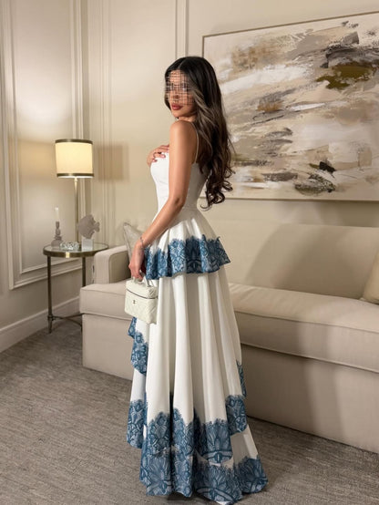 Sleeveless Spaghetti Straps A-Line Evening Dress With Lace