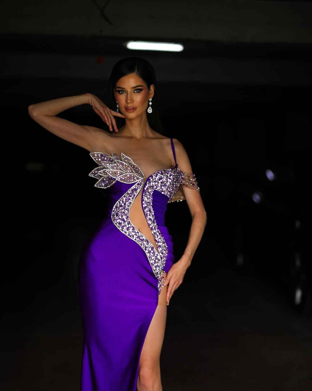 Sleeveless Spaghetti Straps Keyhole Beads Mermaid Prom Dress