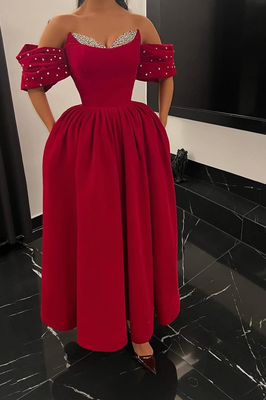 Beautiful Red Sweetheart Off the Shoulder Strapless A Line Prom Dress with Beadings