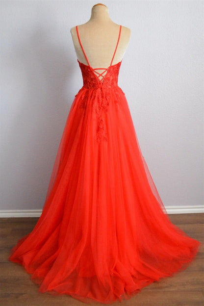 Tulle A-Line V-Neck Empire Prom Dress With Lace Appliques