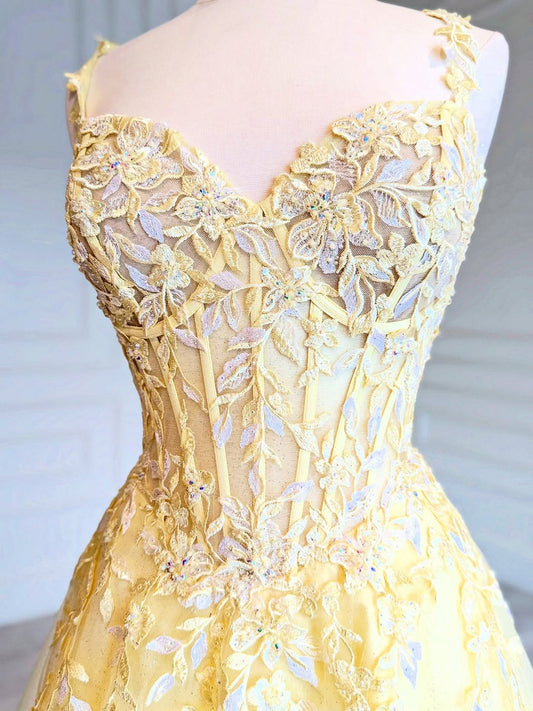 Yellow Sleeveless Spaghetti Straps A-Line Evening Dress With Embrpidery