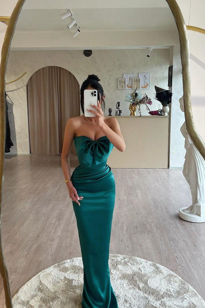 Charming Dark Green Satin Strapless Sleeveless Long Pleated Prom Dress with Bow