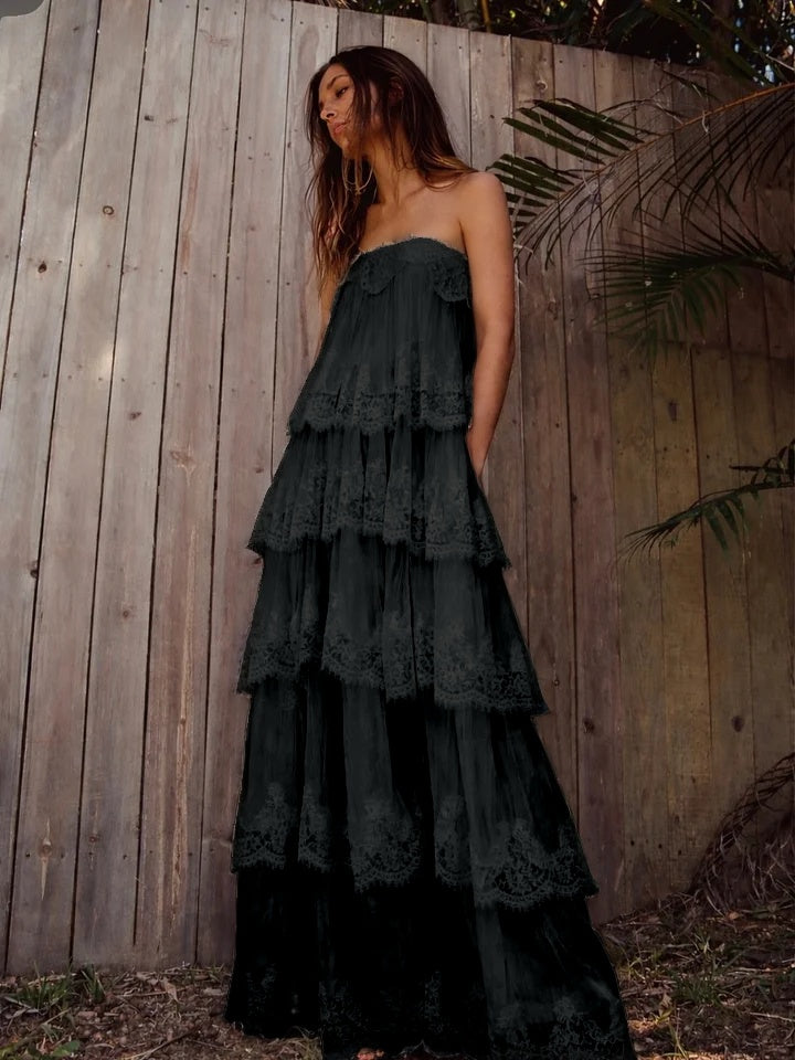 Elegant Cream Spaghetti-Straps Sleeveless Lace Pleated Evening Dress