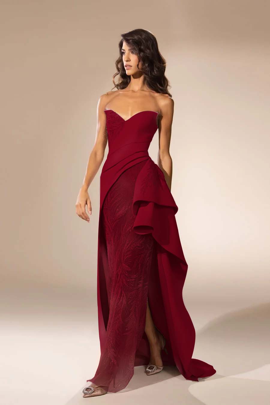 Sleeveless Strapless V Neck Embroidery Long Prom Dress With Slit
