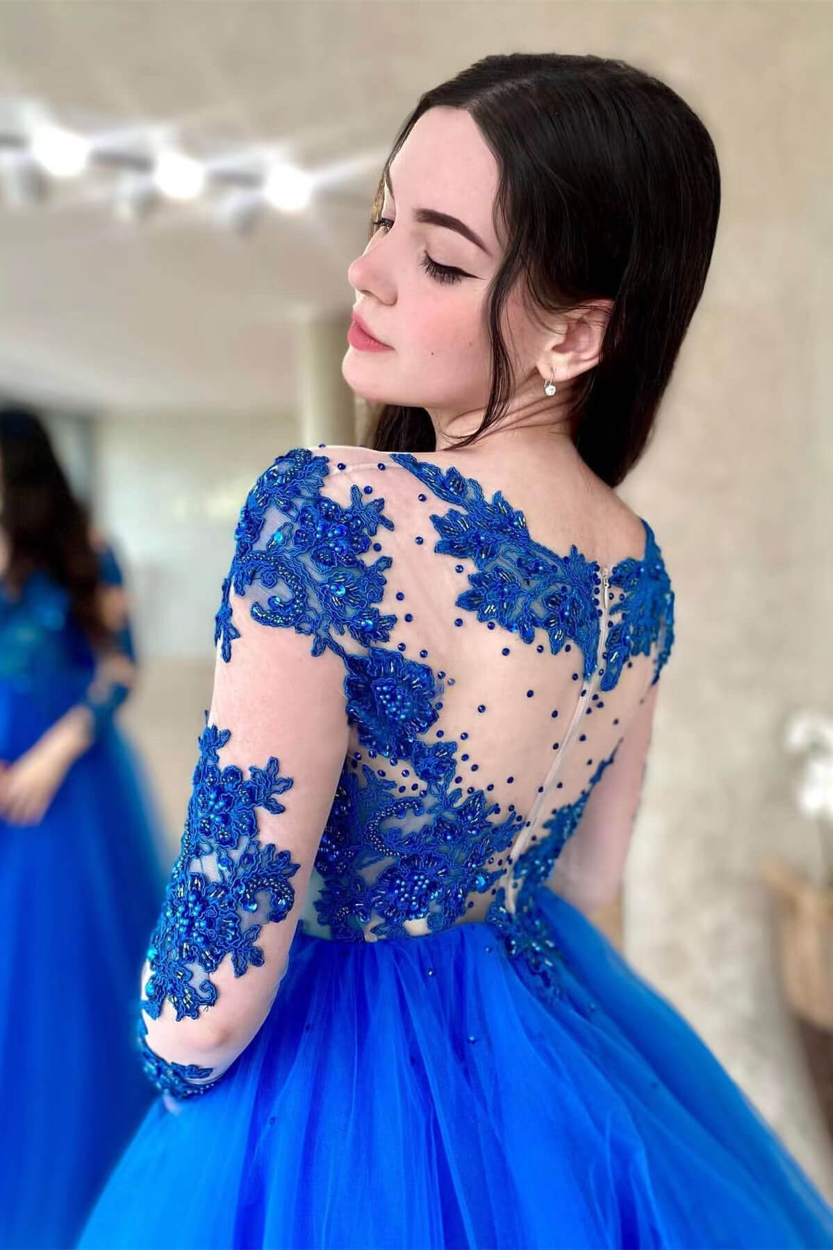 Royal Blue Long Sleeves Tulle Prom Dress With Appliques Amazing