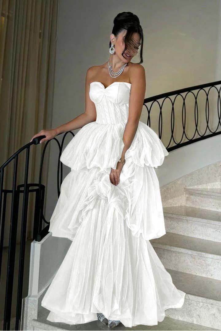 Sleeveless Sweetheart Strapless A Line Long Prom Dress With Tulle