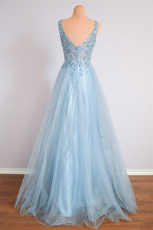 Tulle A-Line Lace Appliques V-Neck Long Party Prom Dress
