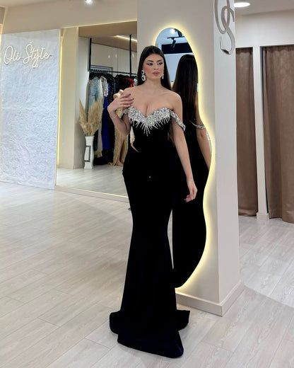 Black Sleeveless Strapless Off-Shoulders Mermaid Prom Dress With Beads