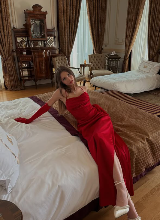 Elegant Burgundy Sheath Spaghetti Strap Satin Long Evening Dress Prom Dress SH4831
