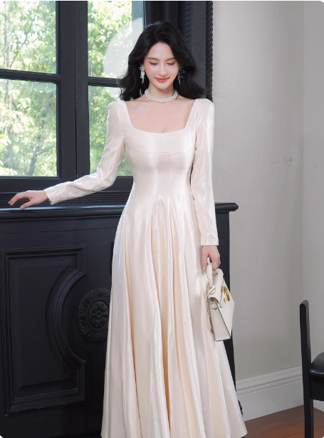 Elegant Ivory A-Line Square Neck Long-Sleeve Satin Long Prom Dress Evening Dress P4362