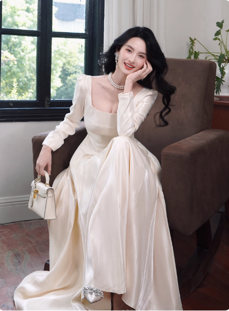 Elegant Ivory A-Line Square Neck Long-Sleeve Satin Long Prom Dress Evening Dress P4362