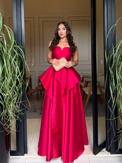 Elegant Sleeveless Satin Square Strapless Prom Dress With Pleated