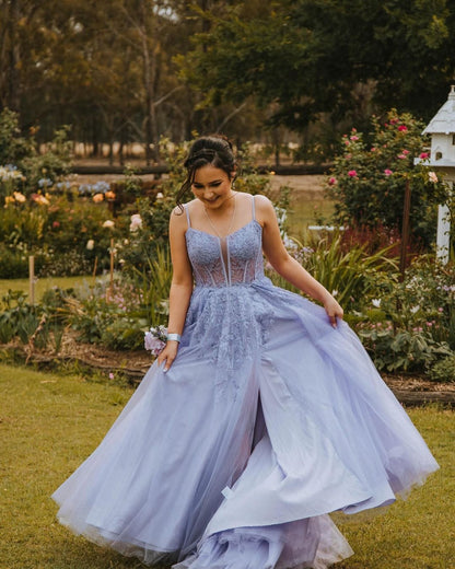 Light Purple Sleeveless Spaghetti Straps Deep V-Neck A-Line Embroidery Prom Dress