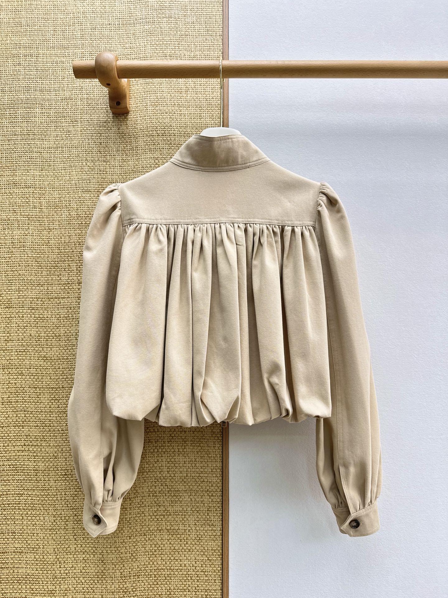Chloe Cropped Jacket in Beige Cotton